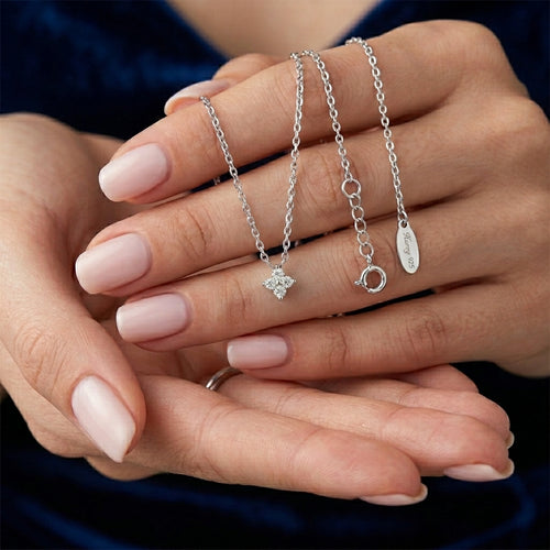 ARC GLOW NECKLACE